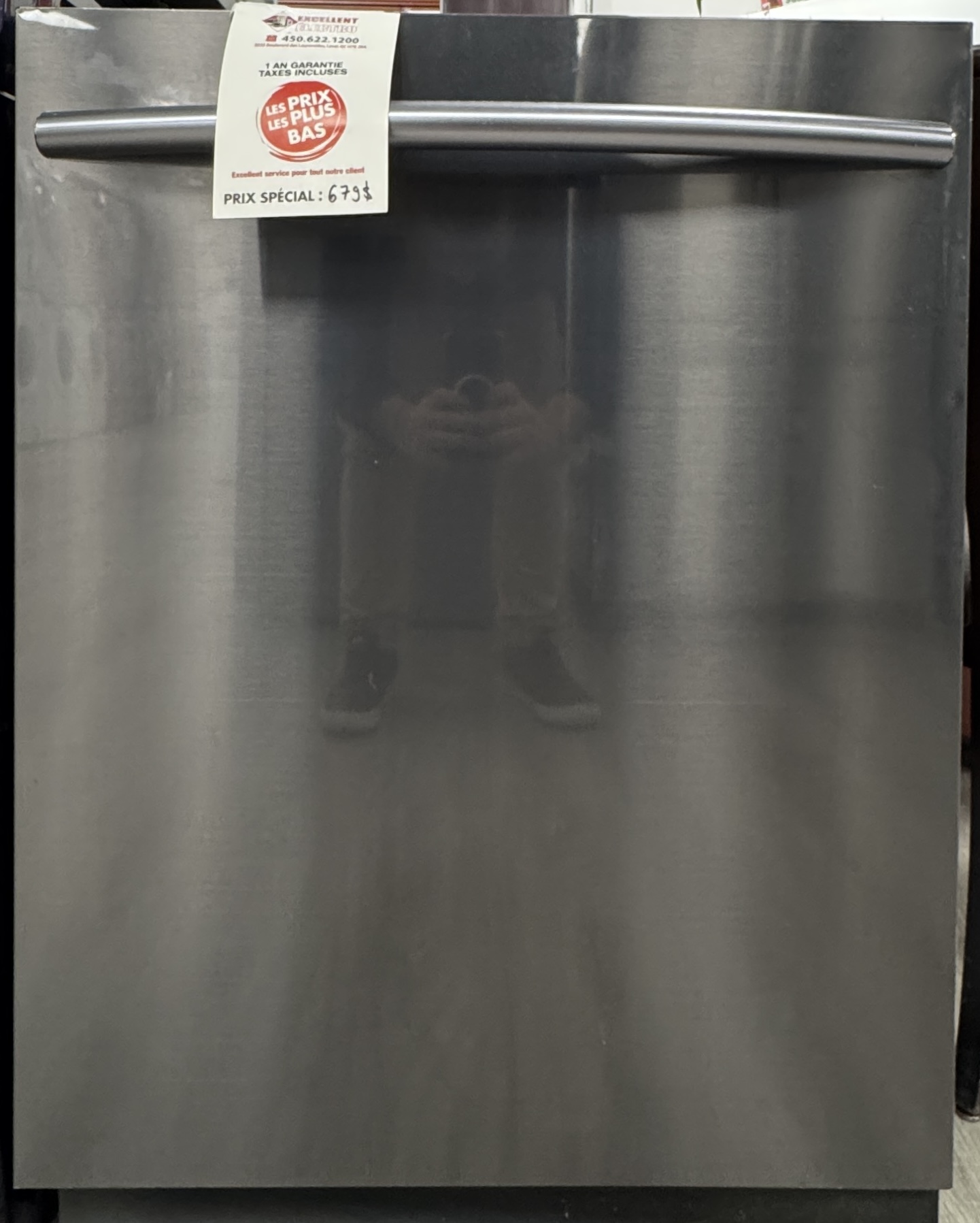 Samsung - 24'' Dishwasher - Black Stainless - Refurbished - 33002