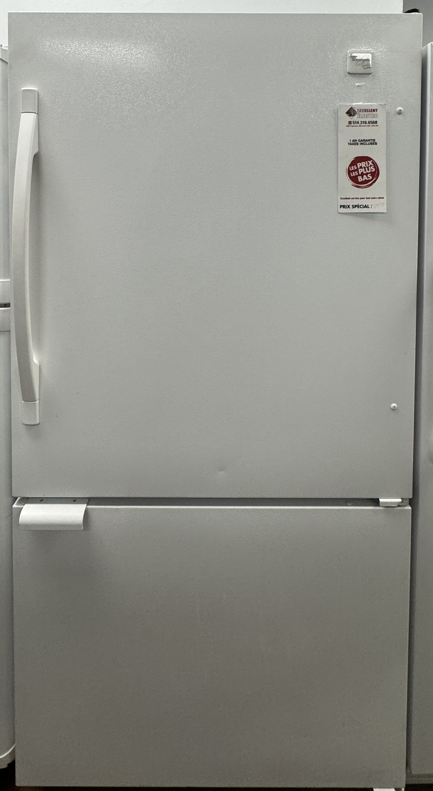 Whirlpool Gold Series - 33'' Refrigerator - White - Bottom Freezer - Refurbished - 10018